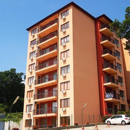 Apartment Europroperties Riviera Park